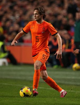 Daley Blind would bring versatility to Old Trafford.